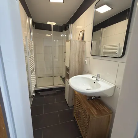 Schoenes Im Zentrum - 3 * Падерборн