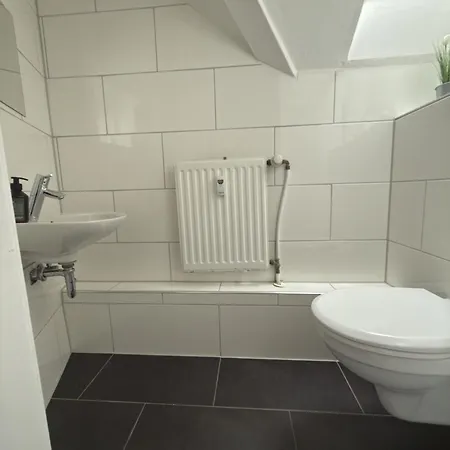 Schoenes Im Zentrum - 3 Проживание в семье Падерборн